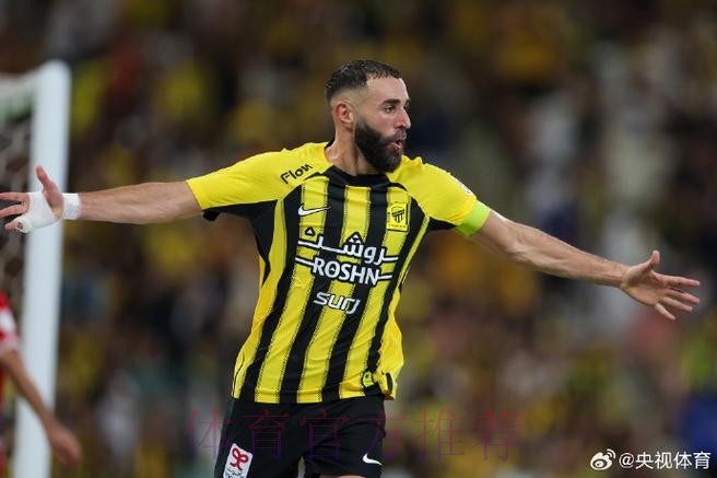 34岁本泽马欧冠连场戴帽!赛季轰42球 真-门将噩梦